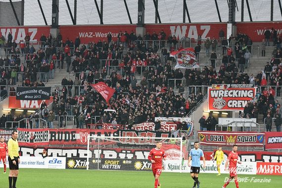 Rot-Weiss Essen vs 1. FC Kaan-Marienborn (1-0) (3)