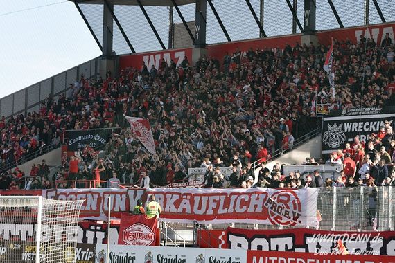Rot-Weiss Essen vs TV Herkenrath (2-0) (4)