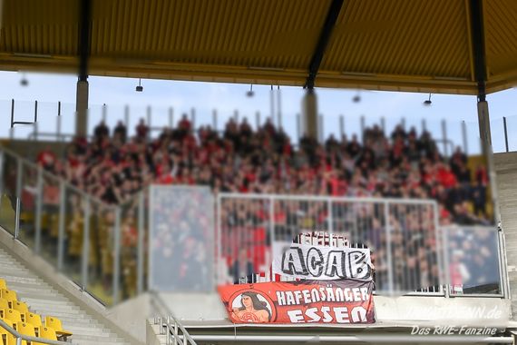 TSV Alemannia Aachen vs Rot-Weiss Essen (2-0) (2)