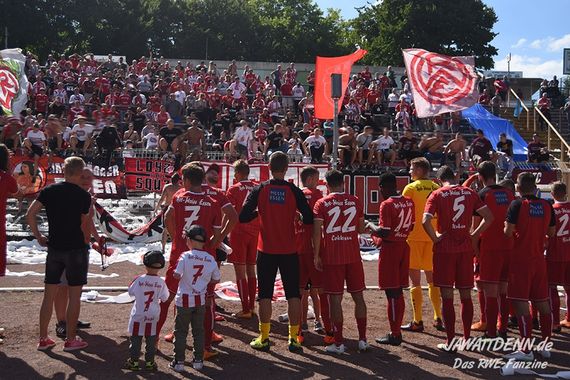 1. FC Kaan-Marienborn vs Rot-Weiss Essen (1-4) (16)