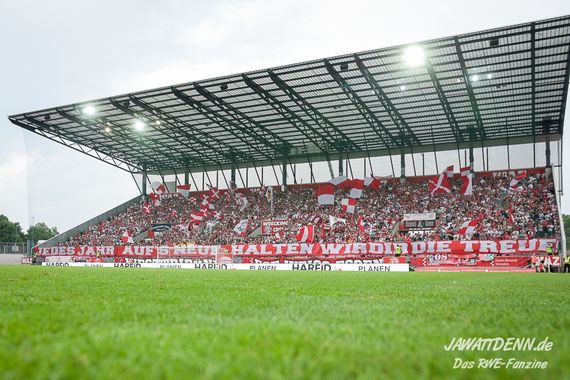 Rot-Weiss Essen vs Borussia Dortmund II (2-1) (10)