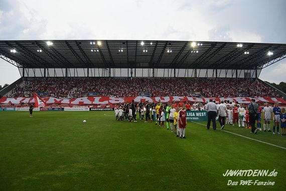 Rot-Weiss Essen vs Borussia Dortmund II (2-1) (17)
