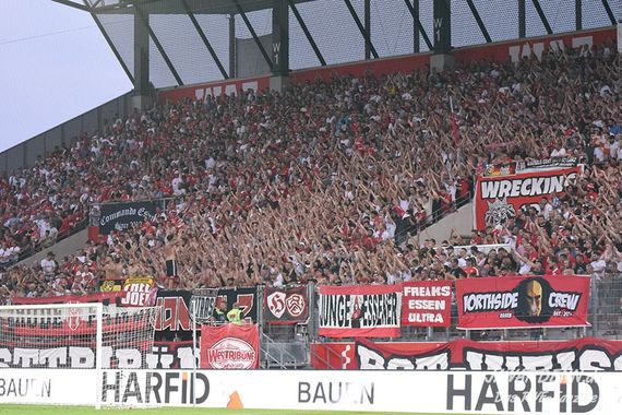 Rot-Weiss Essen vs Borussia Dortmund II (2-1) (27)