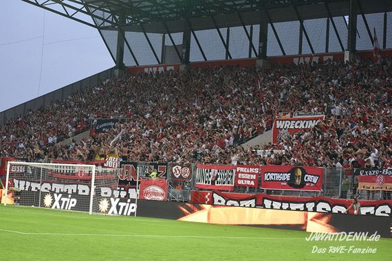 Rot-Weiss Essen vs Borussia Dortmund II (2-1) (28)
