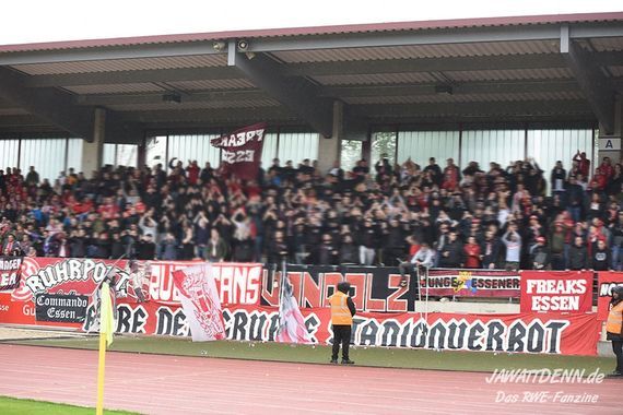 SV Bergisch Gladbach vs Rot-Weiss Essen (1-2) (12)