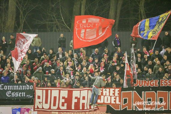 1. FC Köln II vs Rot-Weiss Essen (0-1) (2)