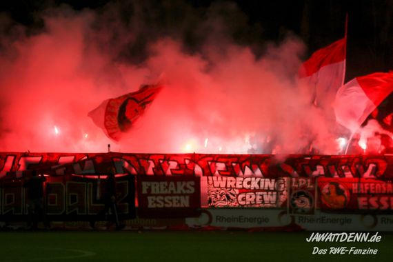 1. FC Köln II vs Rot-Weiss Essen (0-1) (9)