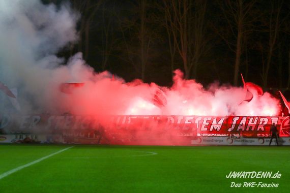1. FC Köln II vs Rot-Weiss Essen (0-1) (12)