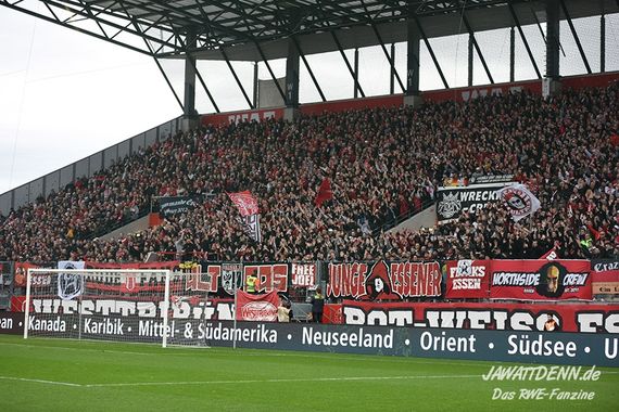Rot-Weiss Essen vs Rot-Weiß Oberhausen (1-0) (15)