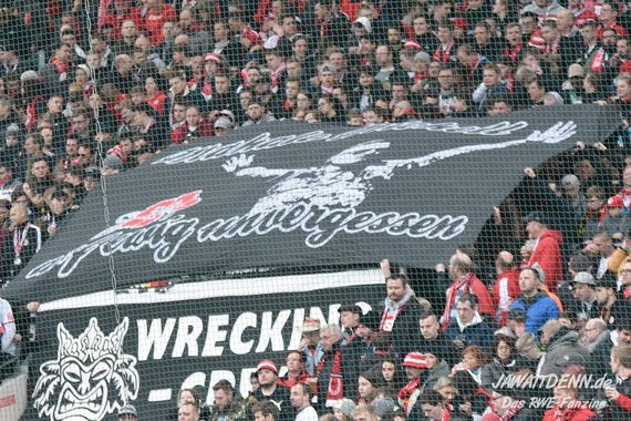 Rot-Weiss Essen vs Rot-Weiß Oberhausen (1-0) (16)
