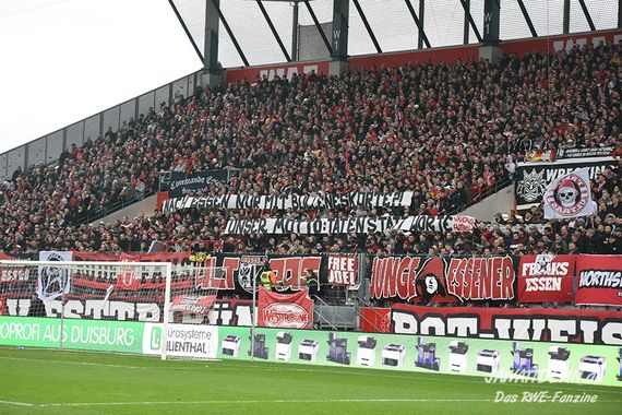 Rot-Weiss Essen vs Rot-Weiß Oberhausen (1-0) (18)
