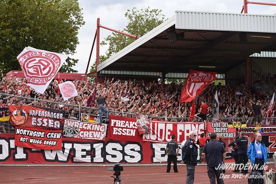 Rot-Weiß Oberhausen vs Rot-Weiss Essen (0-3) (4)