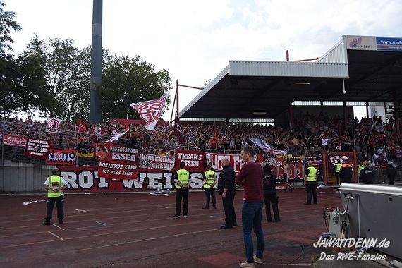 Rot-Weiß Oberhausen vs Rot-Weiss Essen (0-3) (12)