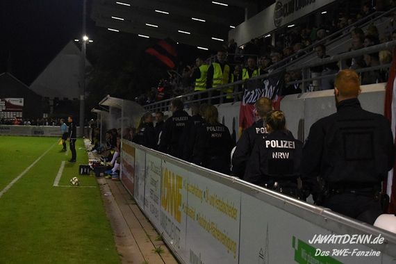 SV Lippstadt 08 vs Rot-Weiss Essen (2-4) (27)