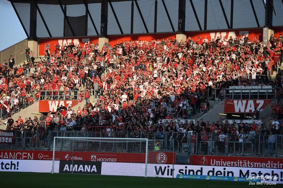 Rot-Weiss Essen vs SV Straelen (1-4) (7)