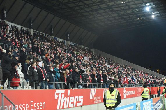 Rot-Weiss Essen vs Bonner SC (6-1) (5)