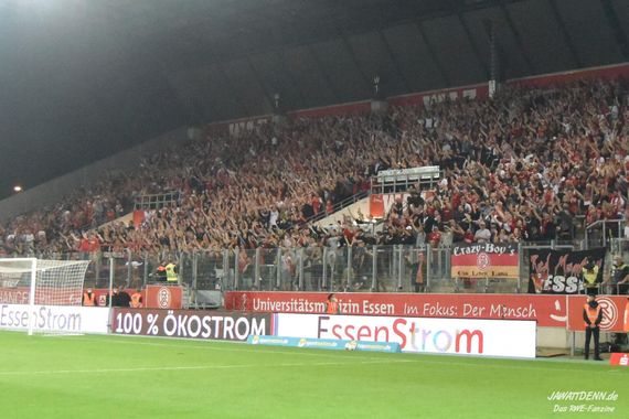 Rot-Weiss Essen vs VfB Homberg (3-0) (1)