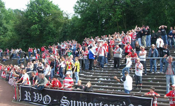 Schwarz-Weiß Essen vs Rot-Weiß Oberhausen (0-1) (17)