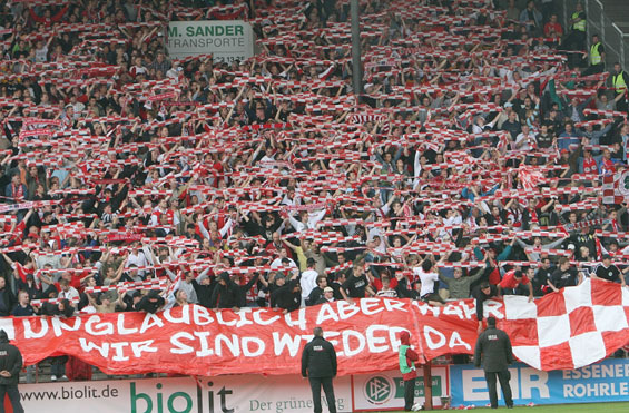 Rot-Weiss Essen vs Rot-Weiß Oberhausen (1-4) (3)