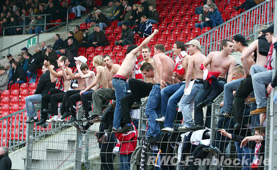 Eintracht Braunschweig vs Rot-Weiß Oberhausen (2-1) (9)