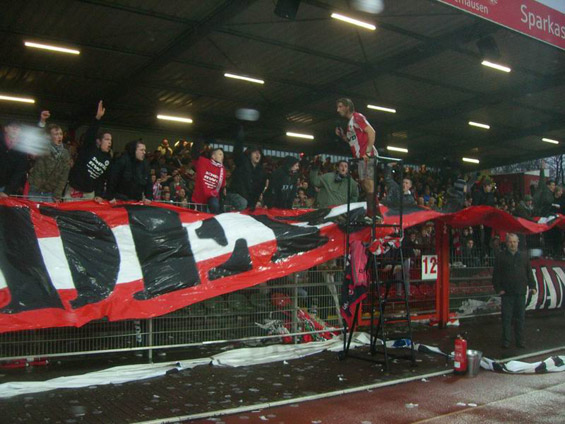 Rot-Weiß Oberhausen vs Rot-Weiss Essen (1-0) (19)