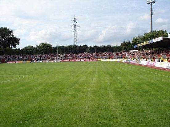 Bayer 04 Leverkusen vs Rot-Weiß Oberhausen (2-3 n.V.) (2)