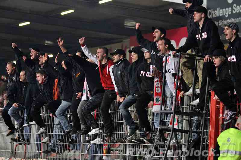 Rot-Weiß Oberhausen vs FC Erzgebirge Aue (1-2) (2)