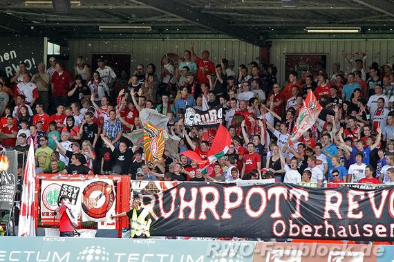 Rot-Weiß Oberhausen vs SpVgg Fürth (1-4) (2)