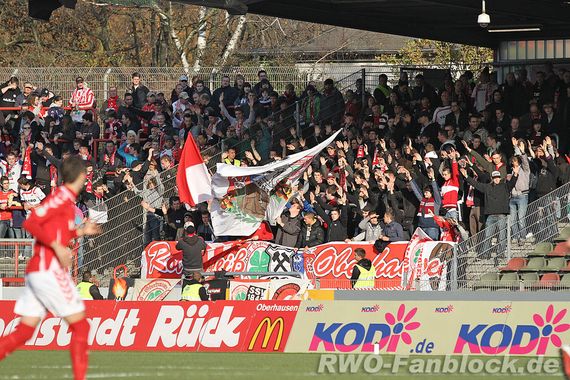 Rot-Weiß Oberhausen vs SV Wehen Wiesbaden (2-1) (7)