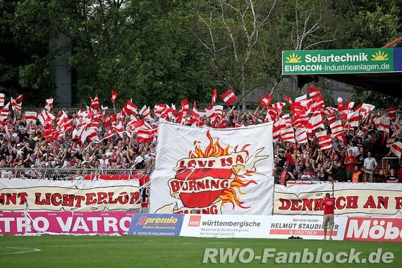 Rot-Weiß Oberhausen vs Rot-Weiss Essen (2-4) (2)
