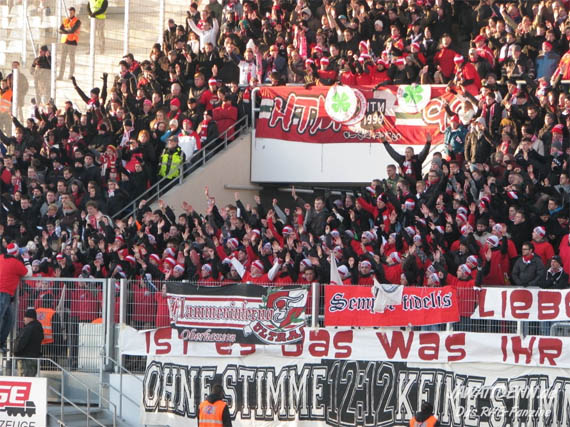 Rot-Weiss Essen vs Rot-Weiß Oberhausen (2-1)