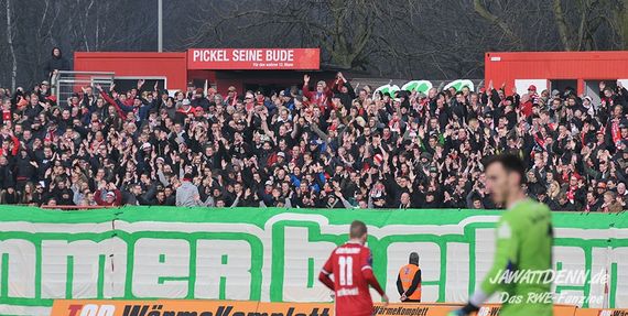 Rot-Weiß Oberhausen vs Rot-Weiss Essen (1-0) (8)