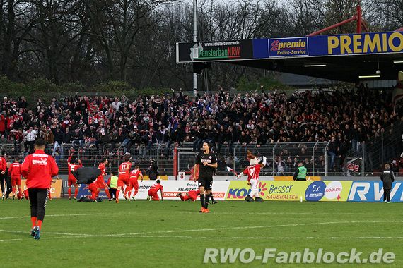 Rot-Weiß Oberhausen vs Rot-Weiss Essen (2-1) (6)