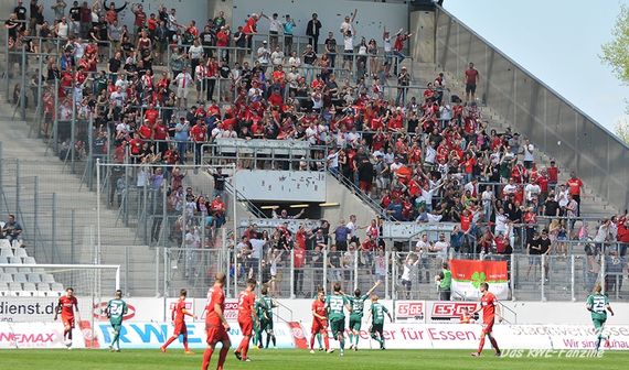 Rot-Weiss Essen vs Rot-Weiß Oberhausen (0-2) (3)