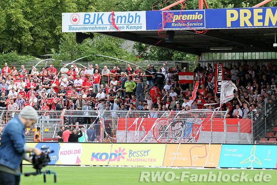 Rot-Weiß Oberhausen vs Westfalia Rhynern (2-1) (9)