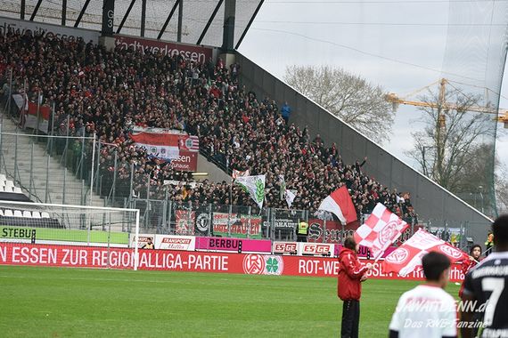 Rot-Weiss Essen vs Rot-Weiß Oberhausen (1-0) (2)