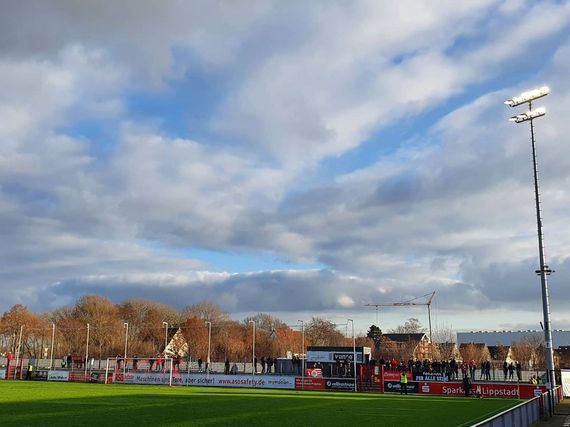 SV Lippstadt 08 vs Rot-Weiß Oberhausen (1-2) (1)