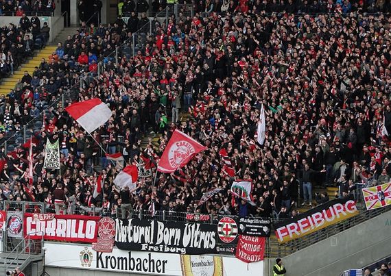 Eintracht Frankfurt vs SC Freiburg (1-2) (2)