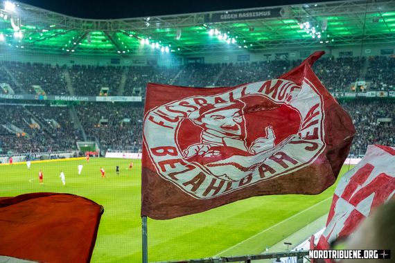Borussia Mönchengladbach vs SC Freiburg (1-1) (22)