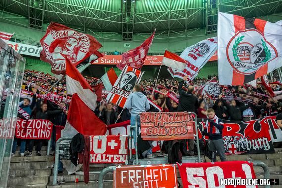 Borussia Mönchengladbach vs SC Freiburg (1-1) (23)
