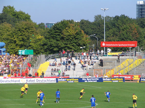 Dynamo Dresden vs SC Paderborn (0-2) (1)