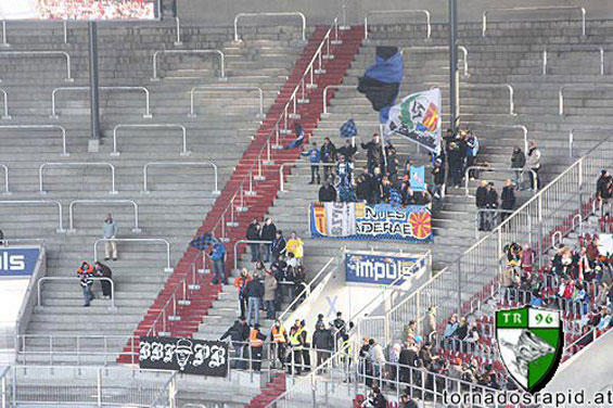 FC Augsburg vs SC Paderborn (3-0) (1)