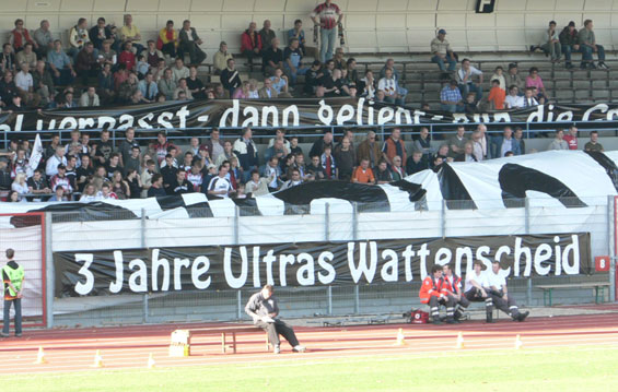 SG Wattenscheid 09 vs FC St. Pauli (0-1) (1)