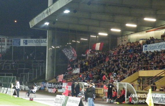 Sportfreunde Siegen vs Rot-Weiss Essen (1-3) (1)