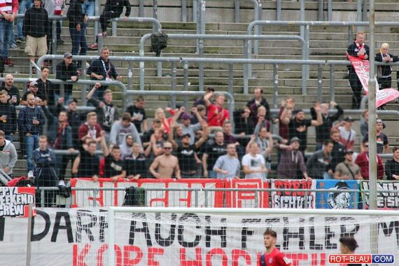 Wuppertaler SV vs Sportfreunde Siegen (4-1) (3)