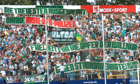 SpVgg Fürth vs Rot-Weiß Ahlen (1-0) (6)