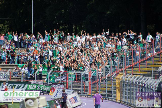 FC Erzgebirge Aue vs SpVgg Fürth (1-1) (2)