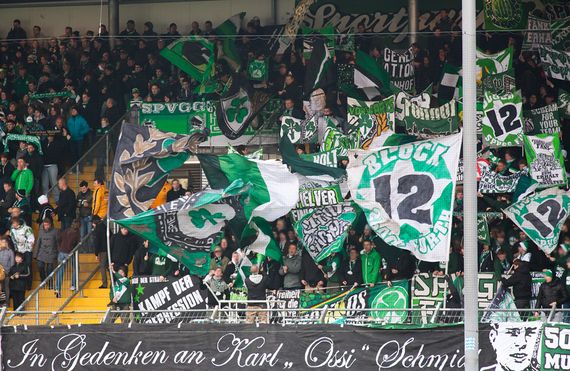SpVgg Fürth vs FC Energie Cottbus (3-1) (22)
