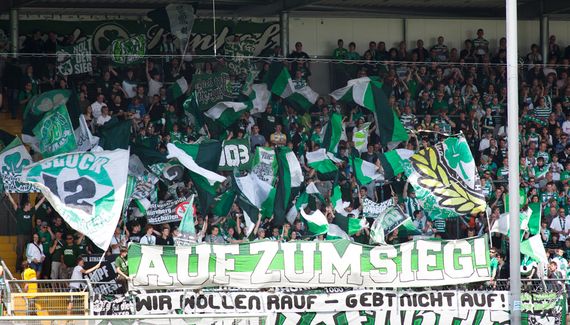 SpVgg Fürth vs DSC Arminia Bielefeld (1-0) (6)
