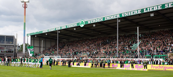 SpVgg Fürth vs Fortuna Düsseldorf (1-1) (30)